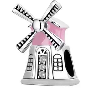 Windmill Charm ❤️ 🐶